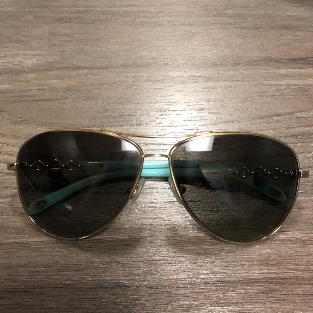 Tiffany Locks Aviators